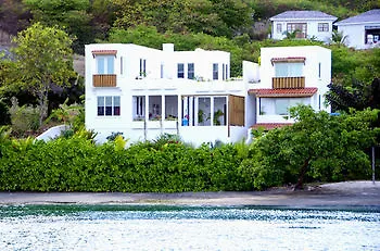 Beyazev Villa St. George's